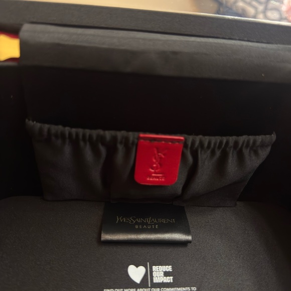 Yves Saint Laurent Quilted Red Leather Cosmetic Case with Gold Hardware - Picture 6 of 9